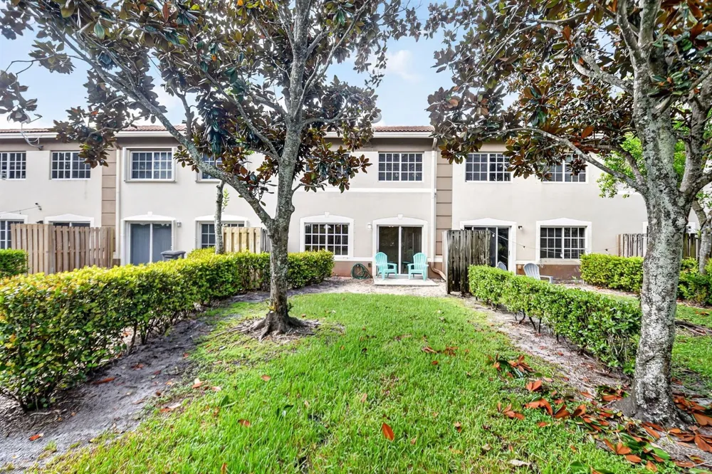 6691 Old Farm Trail Boynton Beach, FL 33437