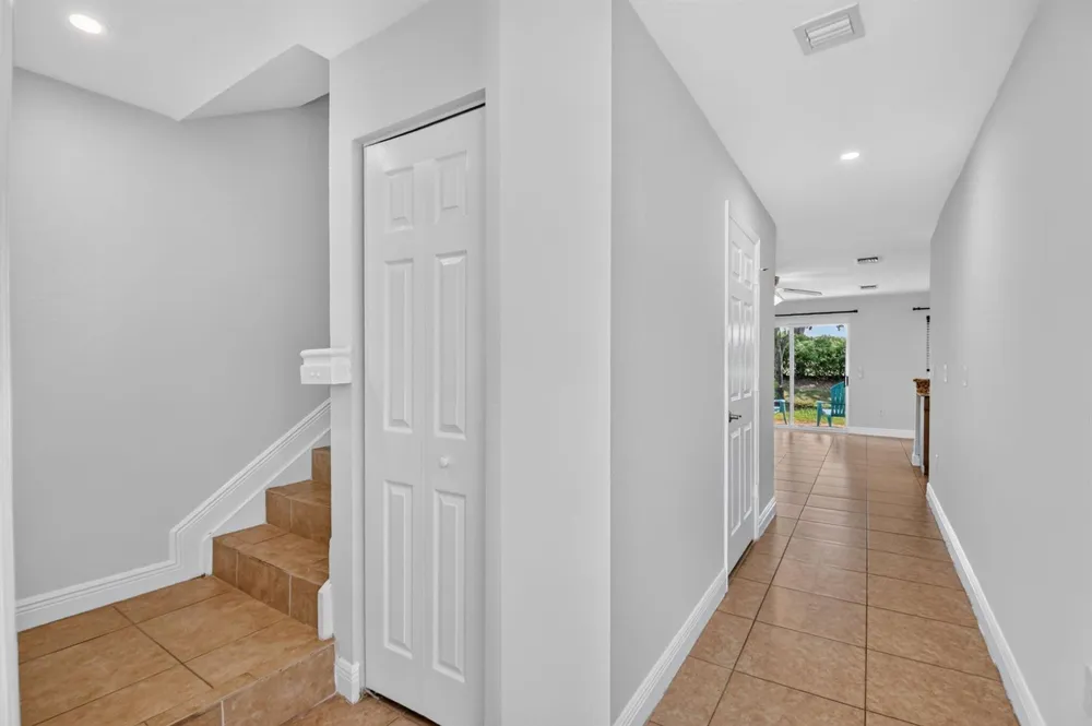 6691 Old Farm Trail Boynton Beach, FL 33437