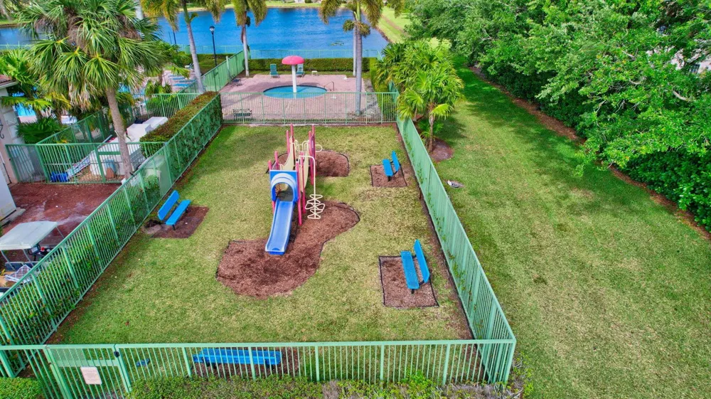 6691 Old Farm Trail Boynton Beach, FL 33437