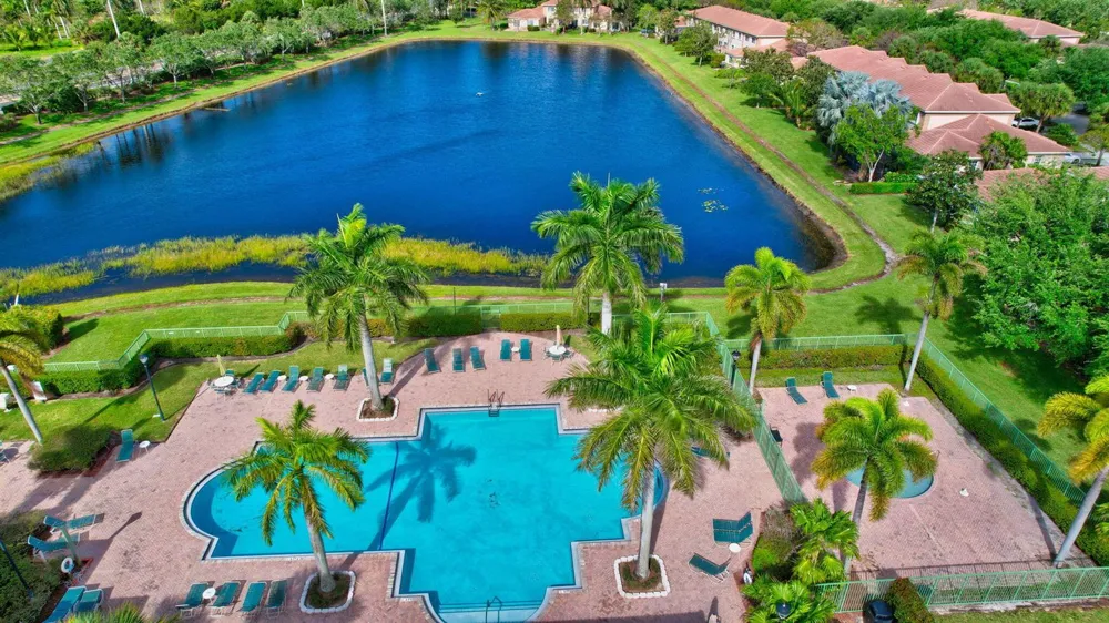 6691 Old Farm Trail Boynton Beach, FL 33437