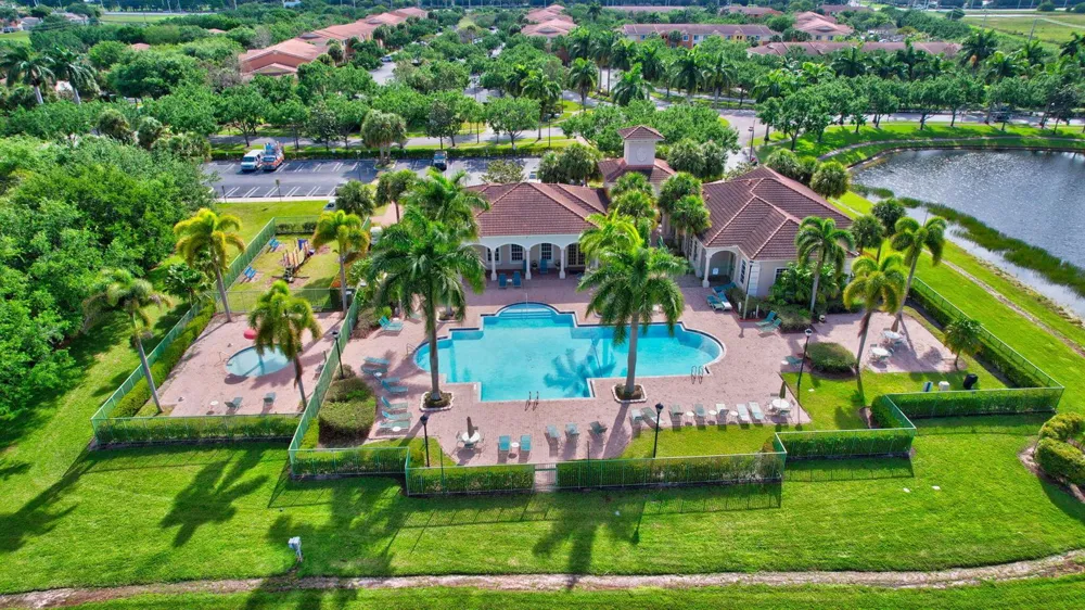 6691 Old Farm Trail Boynton Beach, FL 33437