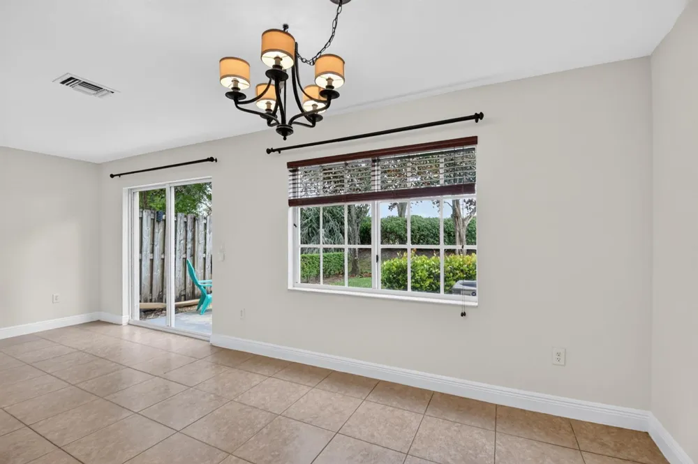 6691 Old Farm Trail Boynton Beach, FL 33437