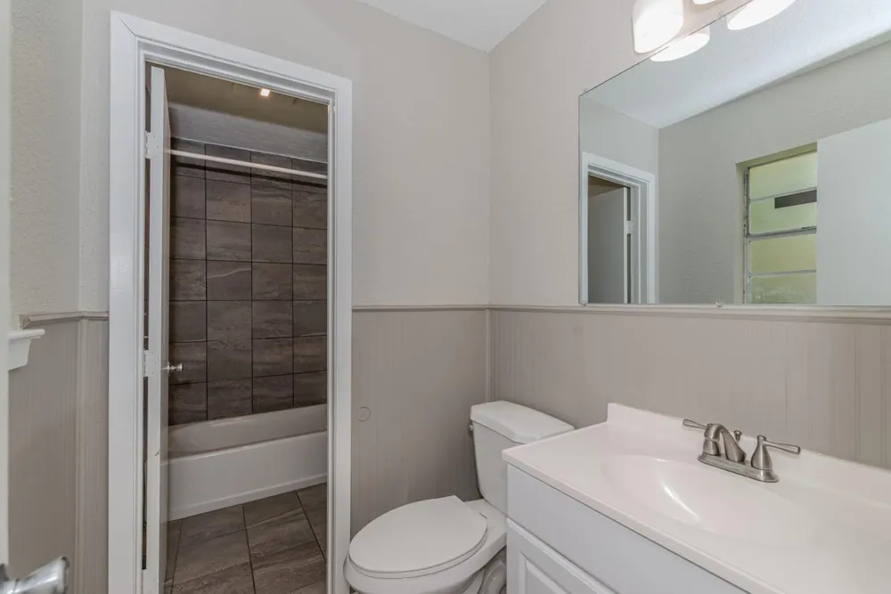 135 W Barkley Street Sour Lake, TX 77659
