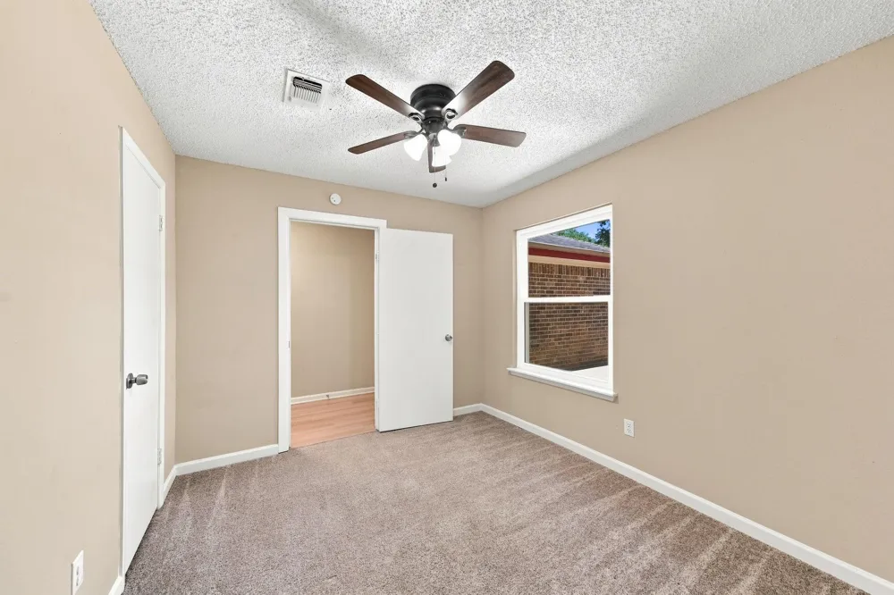 13317 Rene Circle Santa Fe, TX 77510
