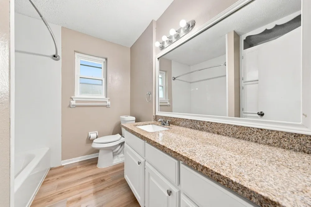 13317 Rene Circle Santa Fe, TX 77510