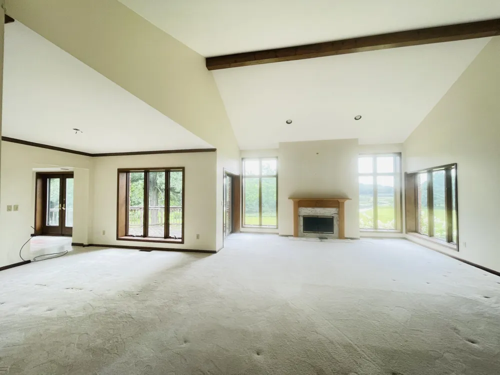 4635 S Jackson Road Jackson, MI 49201