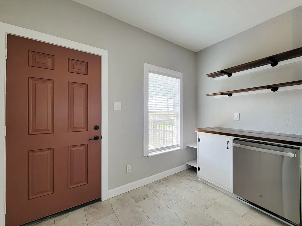 802 E 39th Houston, TX 77022