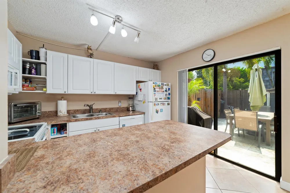 1704 FOREST LAKES CIRCLE #A West Palm Beach, FL 33406