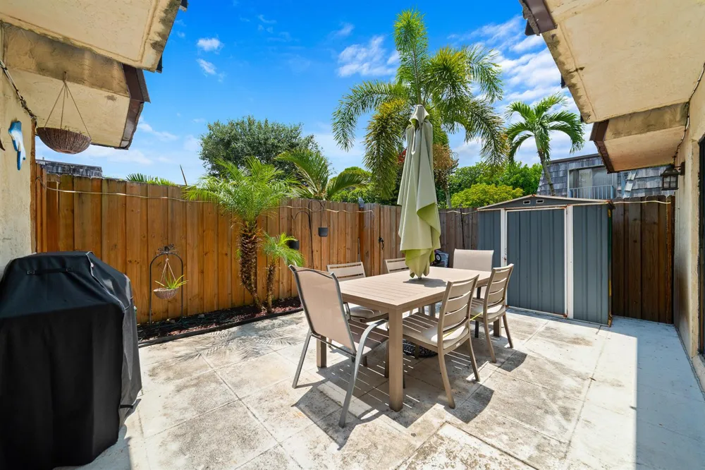 1704 FOREST LAKES CIRCLE #A West Palm Beach, FL 33406