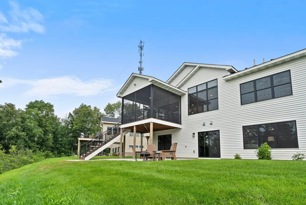 27020 Petes Hill Trail Elko New Market, MN 55020
