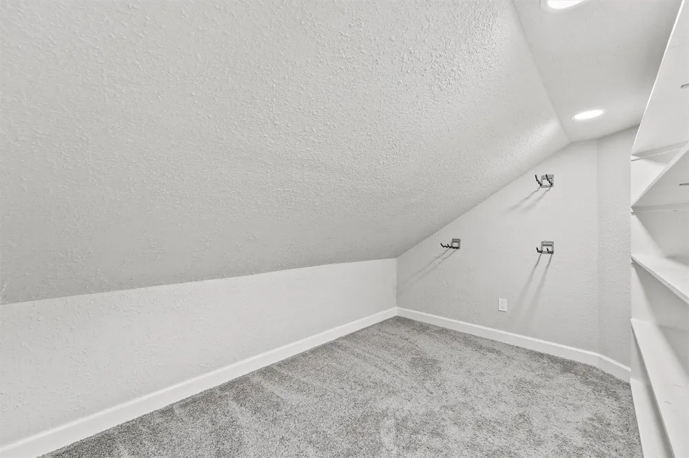 1700 Twin Oaks Circle Brenham, TX 77833