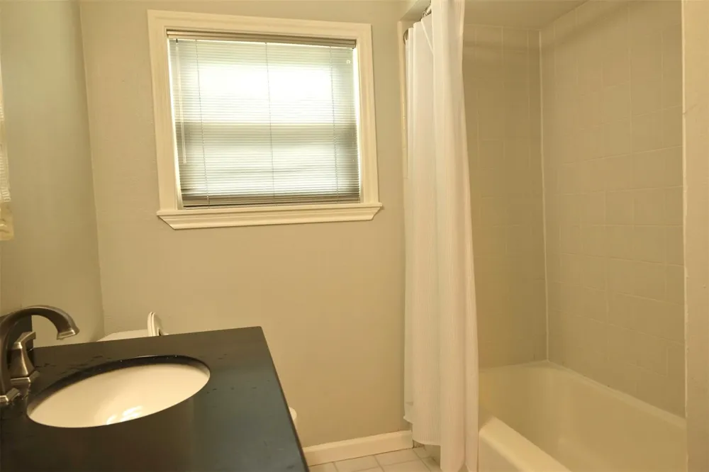 9810 Cliffwood Drive Houston, TX 77096