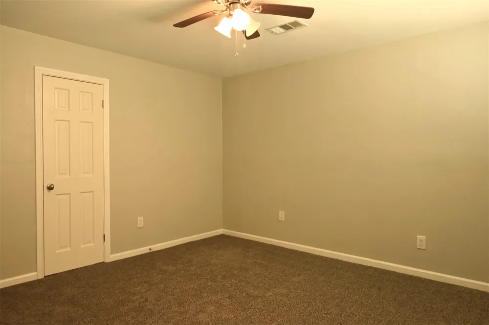 9810 Cliffwood Drive Houston, TX 77096