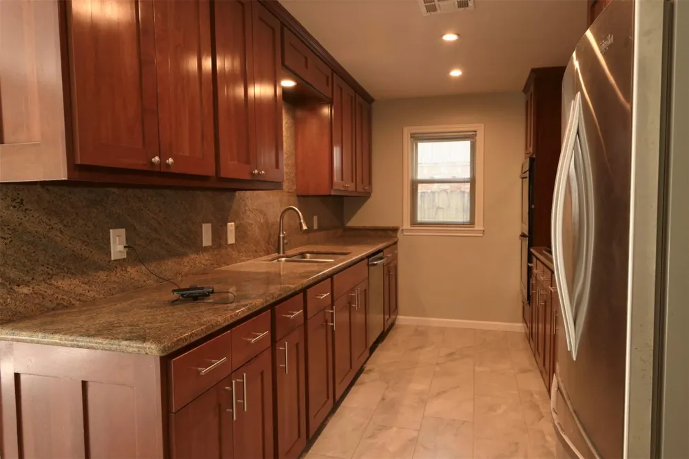 9810 Cliffwood Drive Houston, TX 77096
