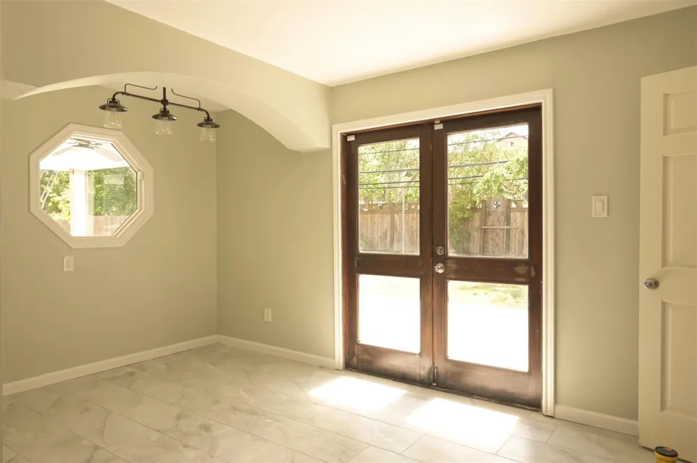 9810 Cliffwood Drive Houston, TX 77096