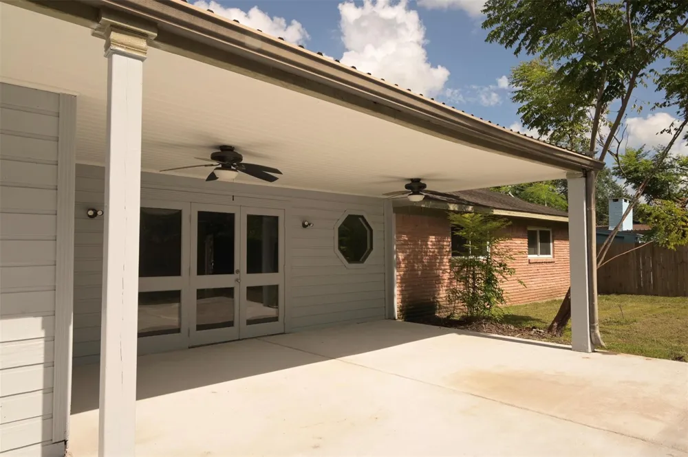 9810 Cliffwood Drive Houston, TX 77096
