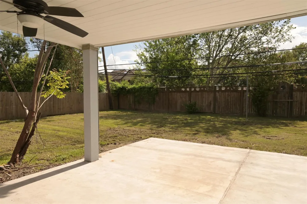9810 Cliffwood Drive Houston, TX 77096