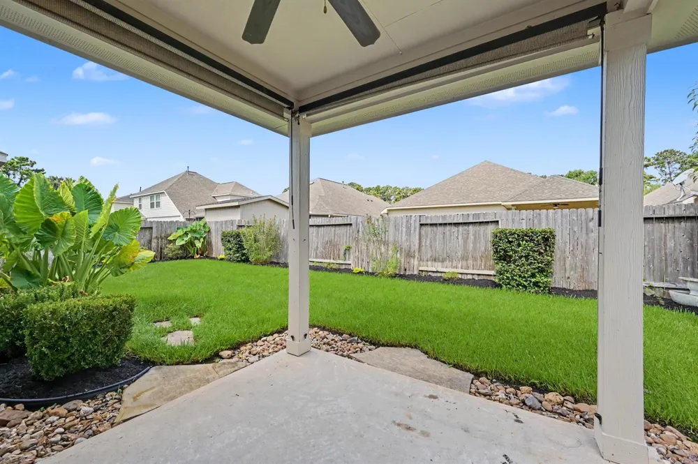 21327 Somerset Shores Crossing Kingwood, TX 77339
