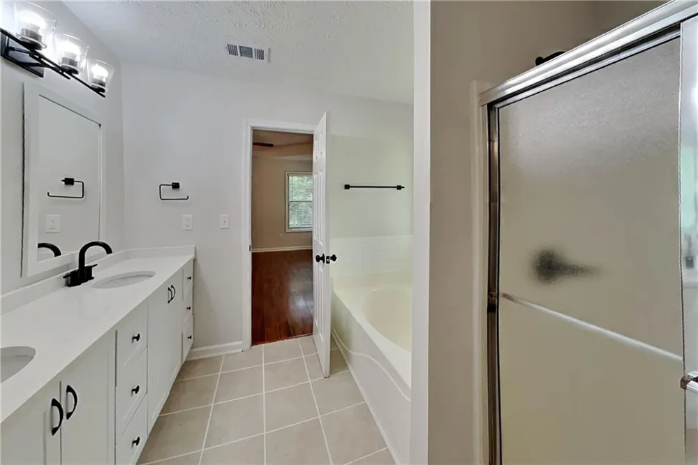 7318 Coral Lake Drive Flowery Branch, GA 30542