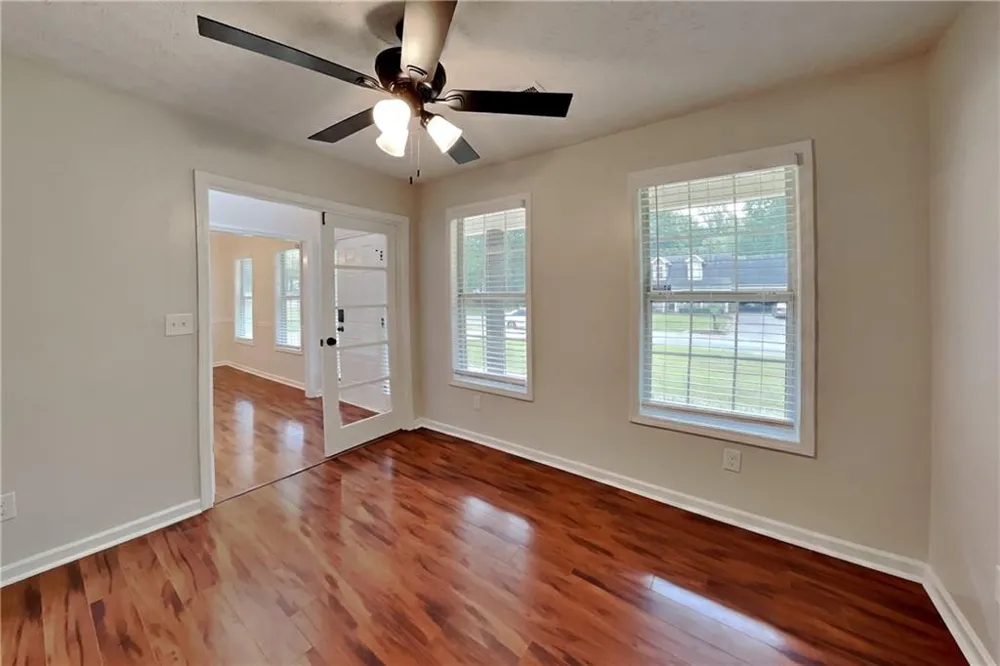 7318 Coral Lake Drive Flowery Branch, GA 30542