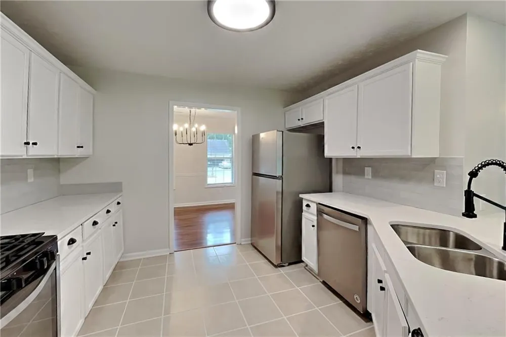 7318 Coral Lake Drive Flowery Branch, GA 30542