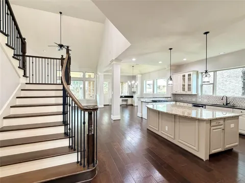 6806 Auburn Sands Drive