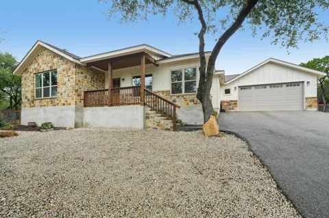 190 Magnolia Meadow