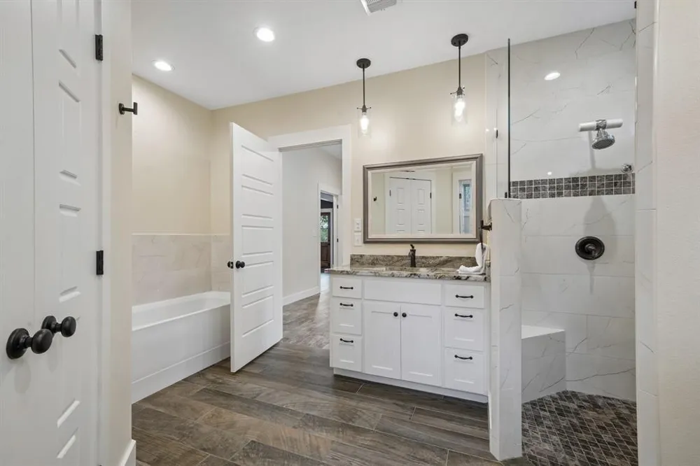190 Magnolia Meadow Canyon Lake, TX 78133