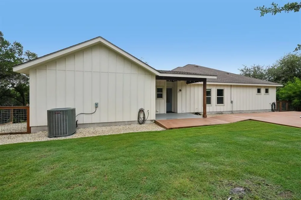 190 Magnolia Meadow Canyon Lake, TX 78133