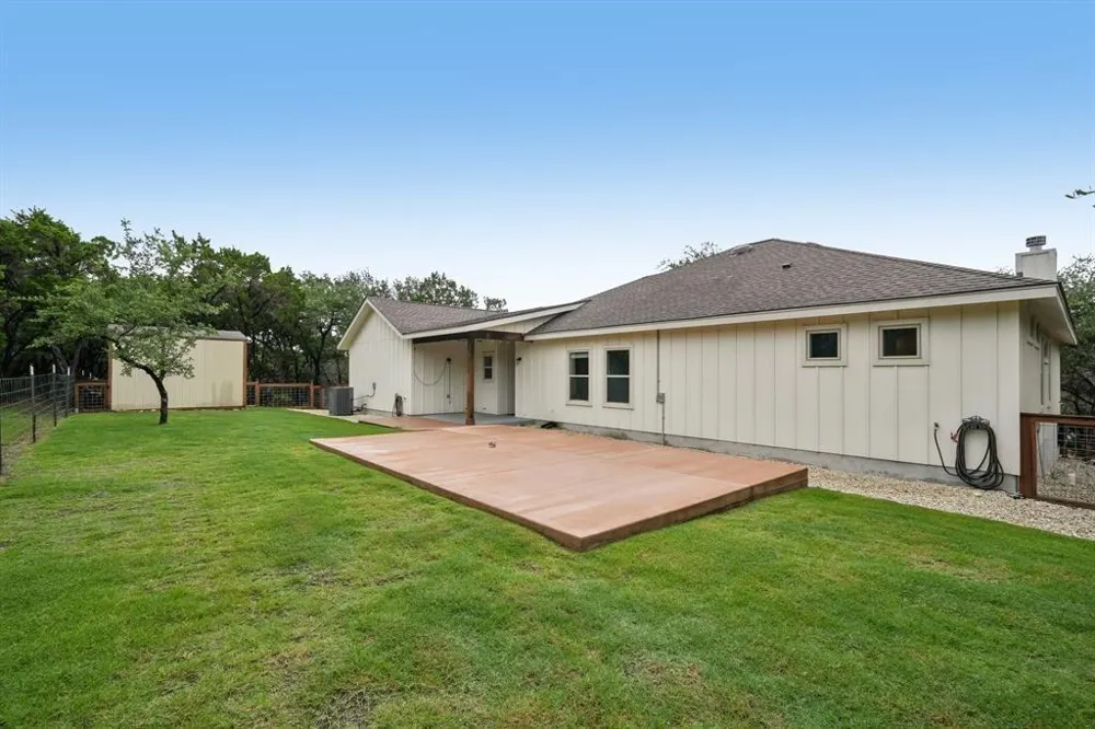 190 Magnolia Meadow Canyon Lake, TX 78133