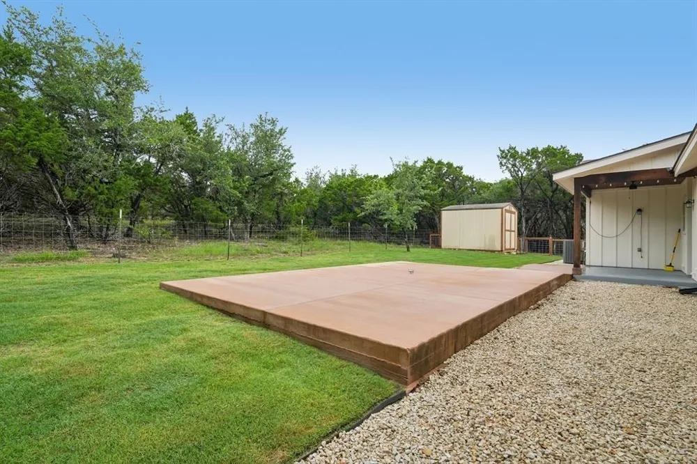 190 Magnolia Meadow Canyon Lake, TX 78133