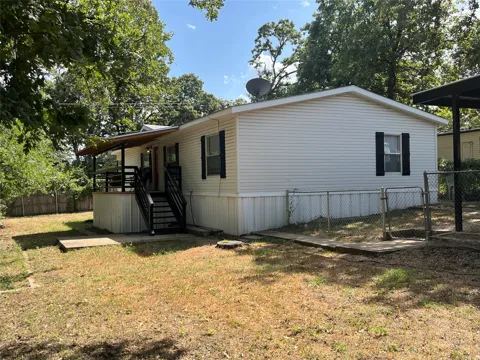 4322 Bradley Lane