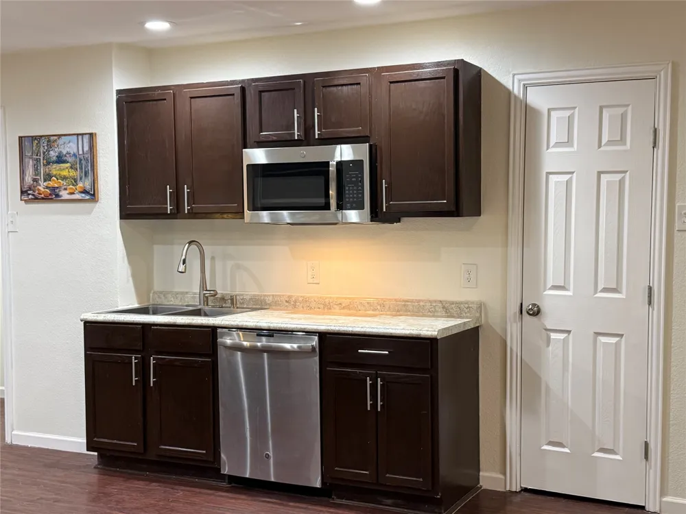 2721 Westview Drive Mesquite, TX 75150