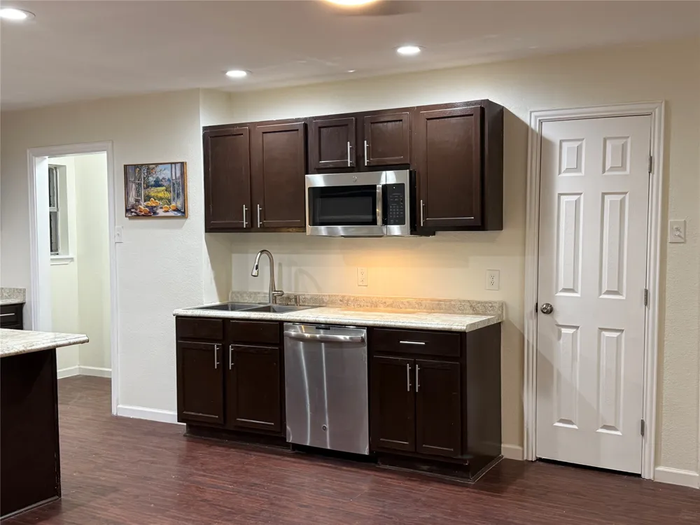 2721 Westview Drive Mesquite, TX 75150