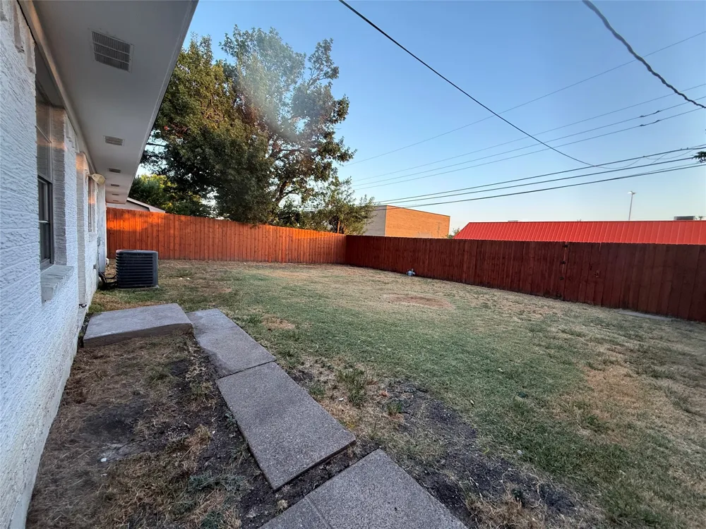 2721 Westview Drive Mesquite, TX 75150