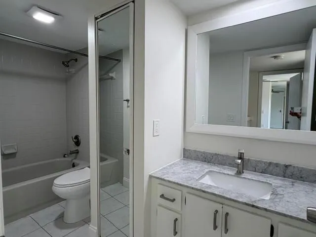 1916 19TH COURT Jupiter, FL 33477