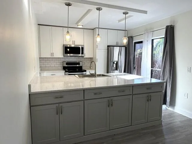 1916 19TH COURT Jupiter, FL 33477