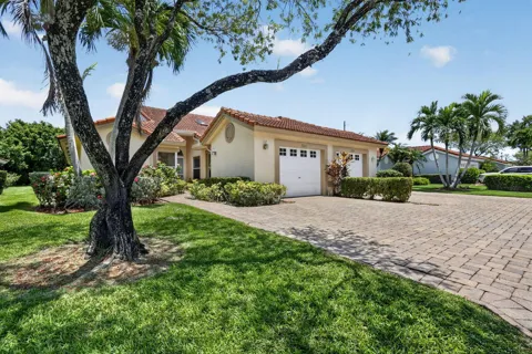 7223 Summer Tree Drive
