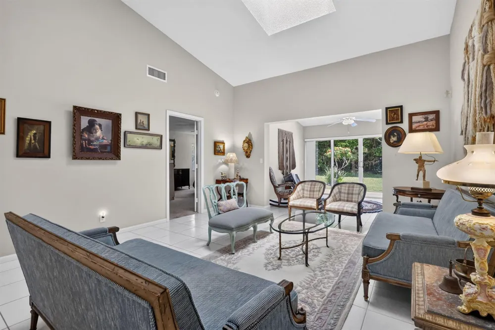 7223 Summer Tree Drive Boynton Beach, FL 33437