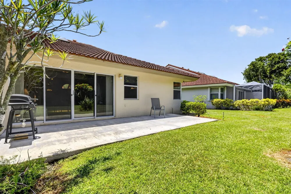 7223 Summer Tree Drive Boynton Beach, FL 33437