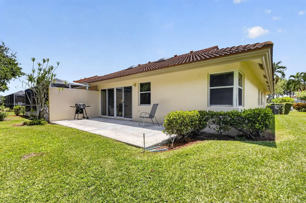 7223 Summer Tree Drive Boynton Beach, FL 33437