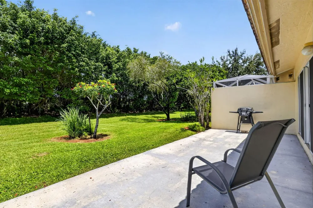 7223 Summer Tree Drive Boynton Beach, FL 33437
