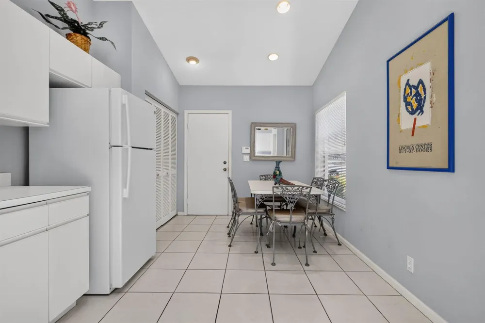 7223 Summer Tree Drive Boynton Beach, FL 33437
