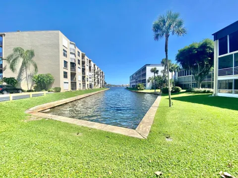 200 WATERWAY DRIVE S #208