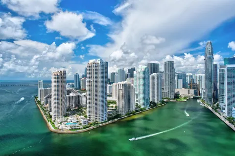 701 Brickell Key Boulevard #1604