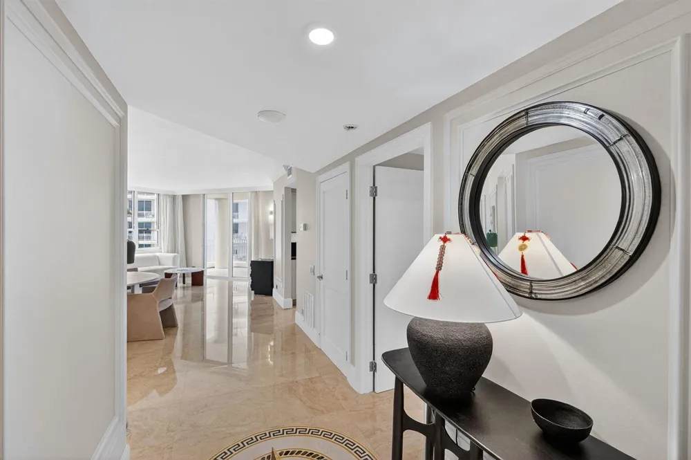 701 Brickell Key Boulevard #1604 Miami, FL 33131