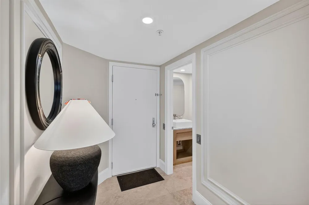 701 Brickell Key Boulevard #1604 Miami, FL 33131
