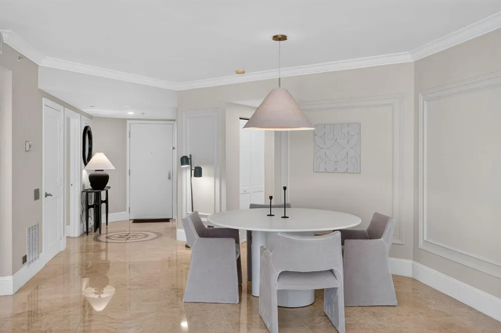 701 Brickell Key Boulevard #1604 Miami, FL 33131