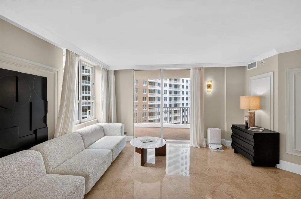 701 Brickell Key Boulevard #1604 Miami, FL 33131