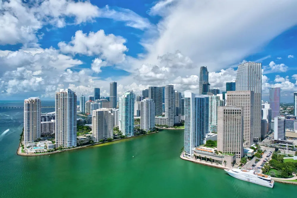 701 Brickell Key Boulevard #1604 Miami, FL 33131